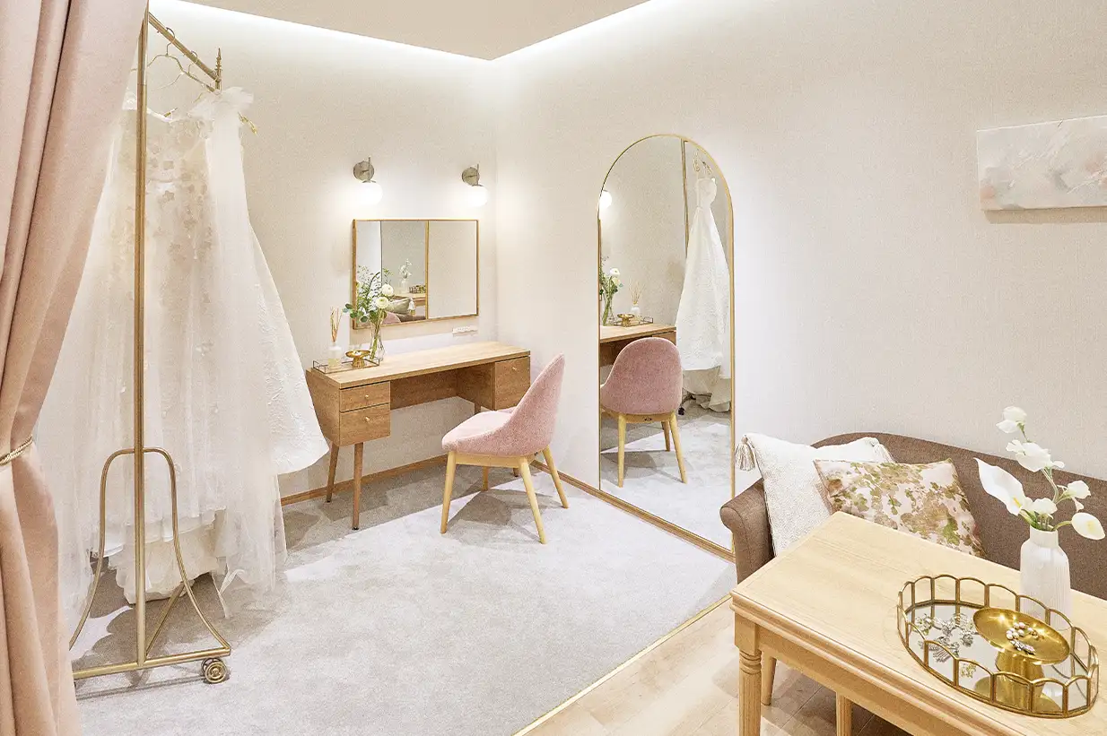 落ち着いた雰囲気の個室でゆったりとお支度を